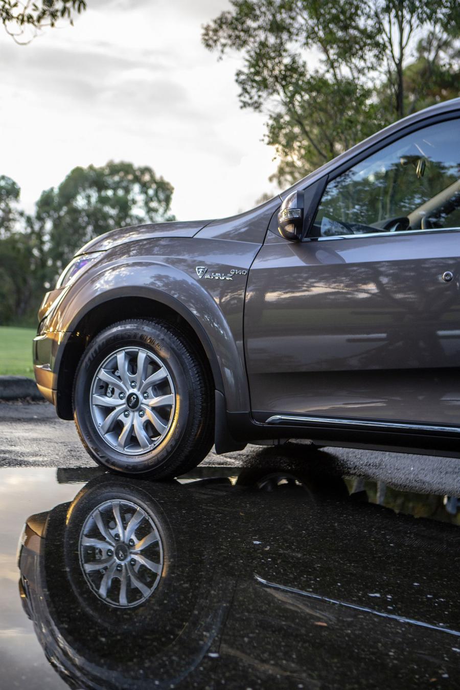 Детали экстерьера Mahindra XUV500 2019 года  (AU) (фото 5 из 13)